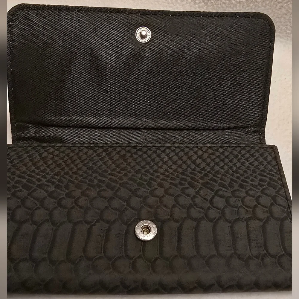 Nicole Miller Black And Brown Wallet